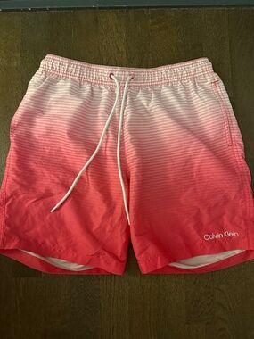 Calvin Klein Swimwear - Size L